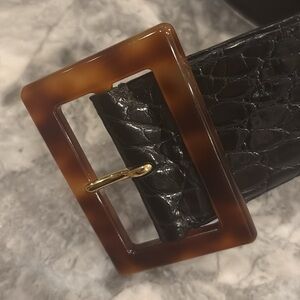 Vintage Women’s Black Ralph Lauren Large Alligator belt faux tortoise buckle